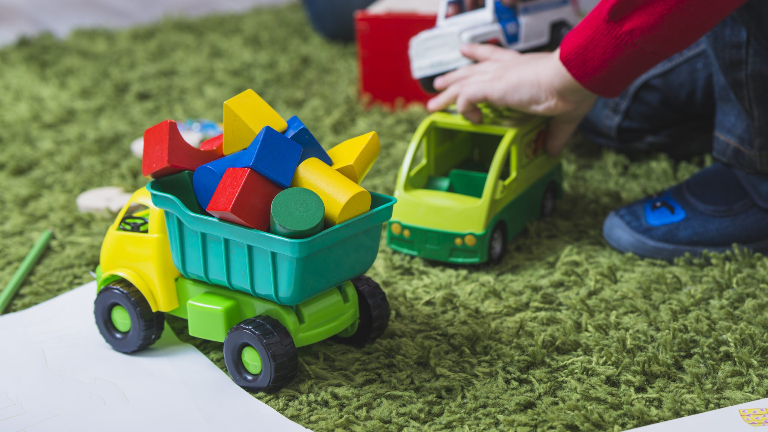 Toy truck